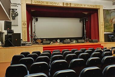 Które kina oferują seanse 3D w Zakopanem - Kino Giewont Które kina oferują seanse 3D w Zakopanem - Kino Giewont