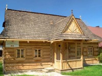 Zakopane - RegionTatry.pl - Ulica Kościeliska - starówka Zakopanego Zakopane - RegionTatry.pl - Ulica Kościeliska - starówka Zakopanego