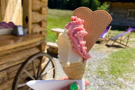 Lódgór - lody z mleka owczego