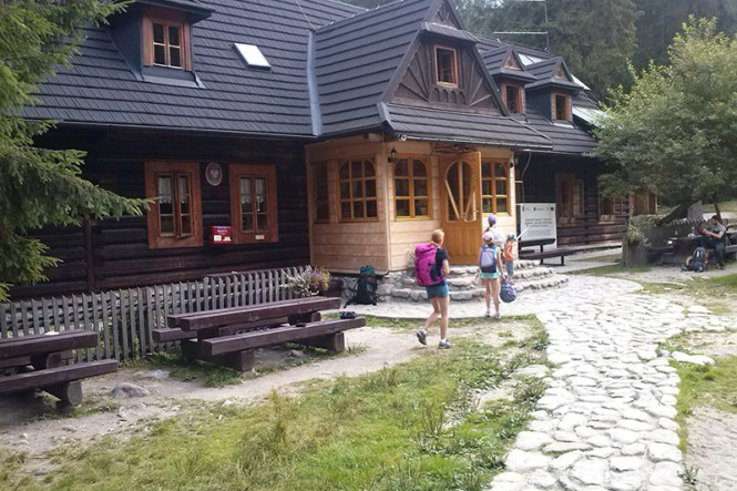 Schronisko PTTK w Roztoce Schronisko PTTK w Roztoce