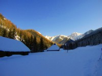 Zakopane - RegionTatry.pl - Trasa skitourowa z Kuźnic na Zawrat Zakopane - RegionTatry.pl - Trasa skitourowa z Kuźnic na Zawrat