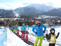 Zakopane - RegionTatry.pl - Wyciąg taśmowy Polana Szymoszkowa Zakopane - RegionTatry.pl - Wyciąg taśmowy Polana Szymoszkowa