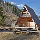 Bacówka przy wejściu do Doliny Lejowej Dolina Lejowa - doliny - dolina - Tatry