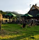 Nosal kompleks narciarski, karczma, ścieżka pod reglami Centrum Szkoleń Narciarskich i Snowboardowych Nosal oraz Karczma - ciekawe miejsca - ciekawe miejsce - Zakopane