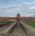 Oświęcim i Wadowice z Zakopanego - wycieczka jednodniowa Oświęcim i Wadowice z biurem Strama - jednodniowe - wycieczka do Wadowic i Oświęcimia - Zakopane