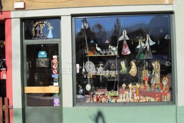 Rękodzieło Fajkosz Zakopane Rękodzieło Fajkosz - kwiaty upominki pamiątki - pamiątki upominki - Zakopane