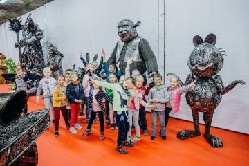 Galeria Figur Stalowych Zakopane - dla dzieci - sala zabaw dla dzieci - Zakopane