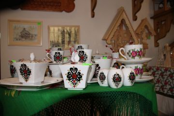 Galeria Gazduś Zakopane Galeria Gazduś - kwiaty upominki pamiątki - pamiątki upominki - Zakopane