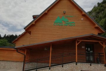 Słowacki spływ przełomem Dunajca i Nestville Park z biurem Oto Tatry - jednodniowe - wycieczka na słowacki spływ Dunajcem - Zakopane