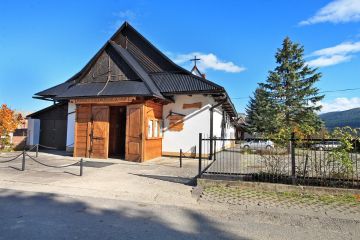 Kościół N.M.P. Matki Zbawiciela OO. Salwatorianów  - kościoły i msze święte - kościół - Zakopane