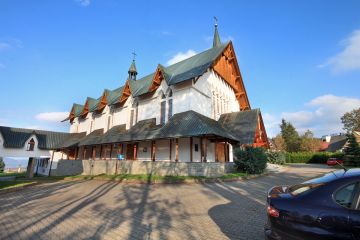 Kościół Parafialny Miłosierdzia Bożego OO. Marianów Kościół Parafialny Miłosierdzia Bożego OO. Marianów - kościoły i msze święte - kościół - Zakopane