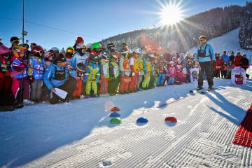 Kursy Narciarskie i Snowboardowe dla dzieci Kursy Narciarskie i Snowboardowe dla dzieci - narty - szkoła narciarskia - Zakopane