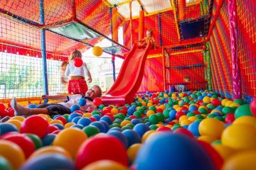 Park rozrywki dla dzieci - letnia zabawa w Zakopanem plac pod Gubałówką Letnia Zabawa pod Gubałówką - dla dzieci - plac zabaw dla dzieci - Zakopane