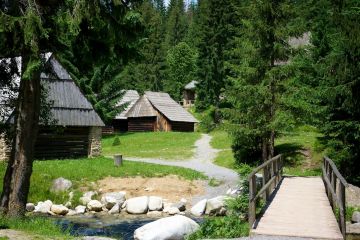 Muzeum wsi Orawskiej Muzeum wsi Orawskiej - kultura - muzeum - Zuberec