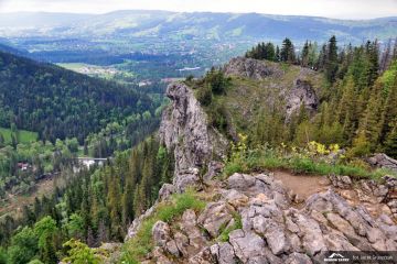 Skałki na Nosalu widok z Kuźnic spod tamy na potoku Bystry Nosal - szczyty - szczyt - Tatry