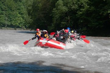 Fun&Race Rafting Dunajec Poprad FunRace Rafting Dunajec Poprad - sport i rekreacja - rafting spływ kajakowy / pontonowy - Szczawnica