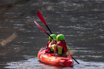 Zobacz Spływ Dunajcem z biurem Active Move - sport i rekreacja - rafting spływ kajakowy / pontonowy - Szczawnica Spływ Dunajcem z biurem Active Move - sport i rekreacja - rafting spływ kajakowy / pontonowy - Szczawnica