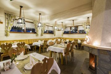 Zakopane, Restauracja Pod Skocznią Restauracja Pod Skocznią - restauracje - restauracja - Zakopane