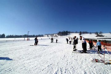 Ośrodek narciarski TOKO-LAND Biały Dunajec Ośrodek narciarski TOKO-LAND - narty - wyciąg orczykowy - Biały Dunajec