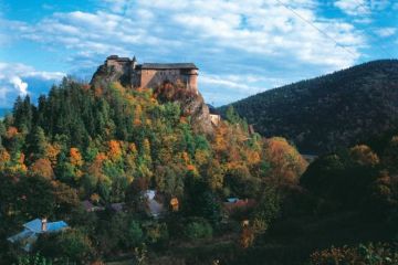 Zamek Orawski Zamek Orawski - kultura - zabytek - Oravsky Podzamok